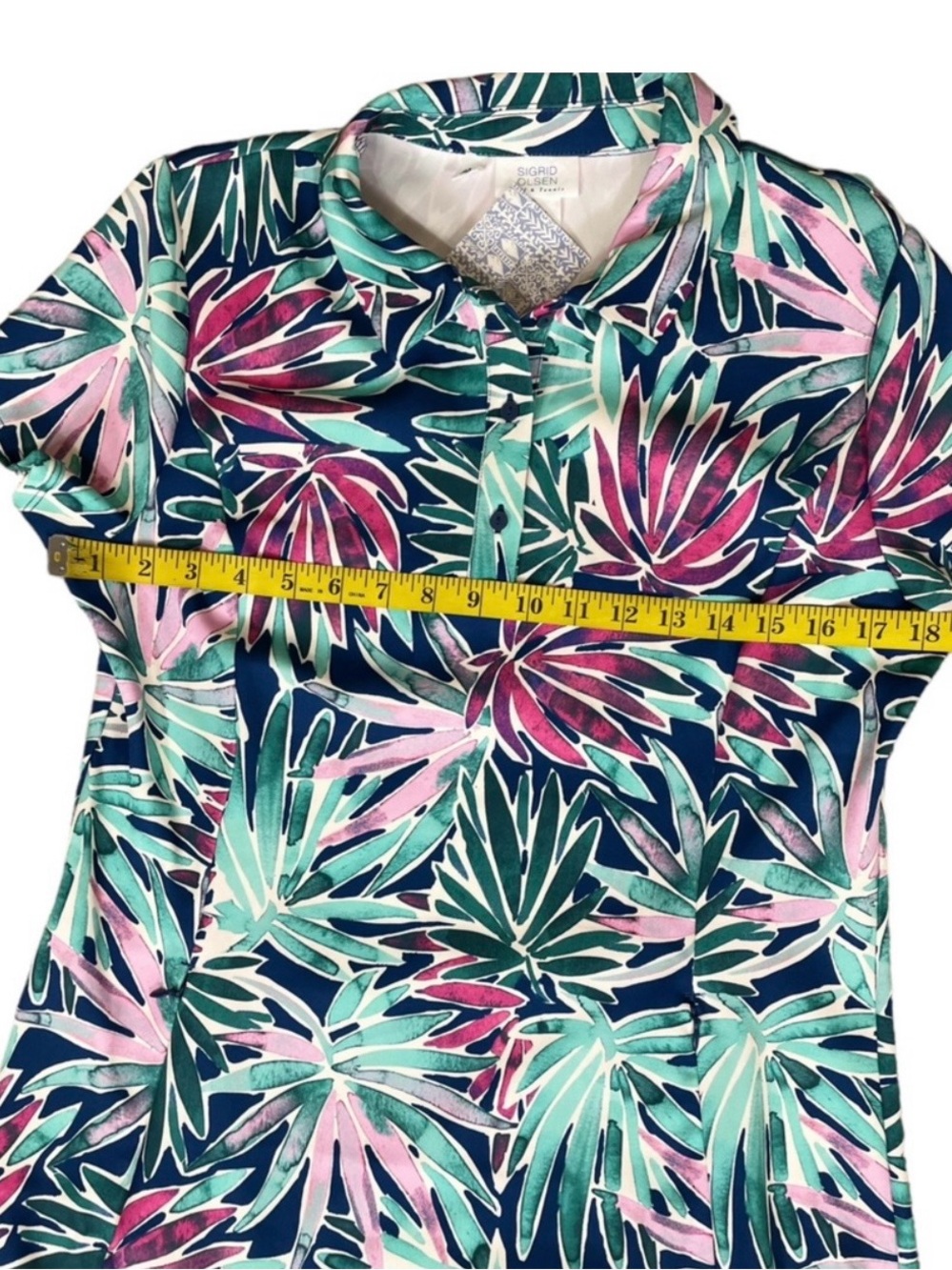 Sigrid Olsen Tropical Print Golf or Tennis Dress in Aqua, Pink and Navy - Picture 6 of 12